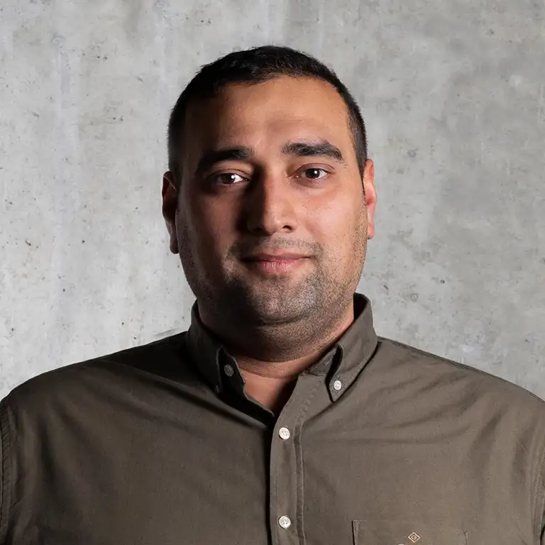 Harun Avdal, Fotograf Vibe Juul Sannig