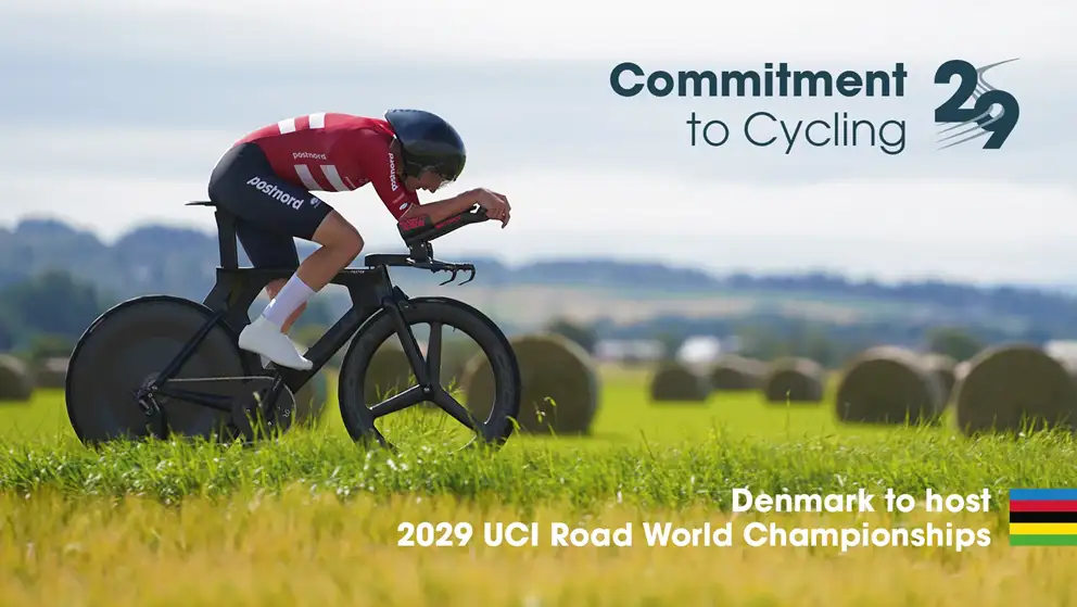 Cykelrytter på landevej